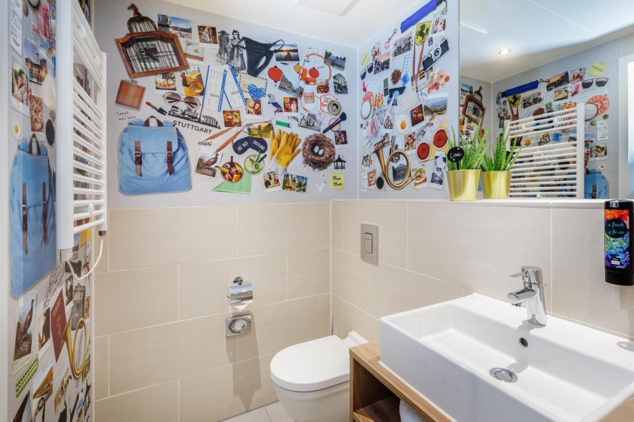 - The Niu, Mesh Messe By Ihg Hotel Stuttgart